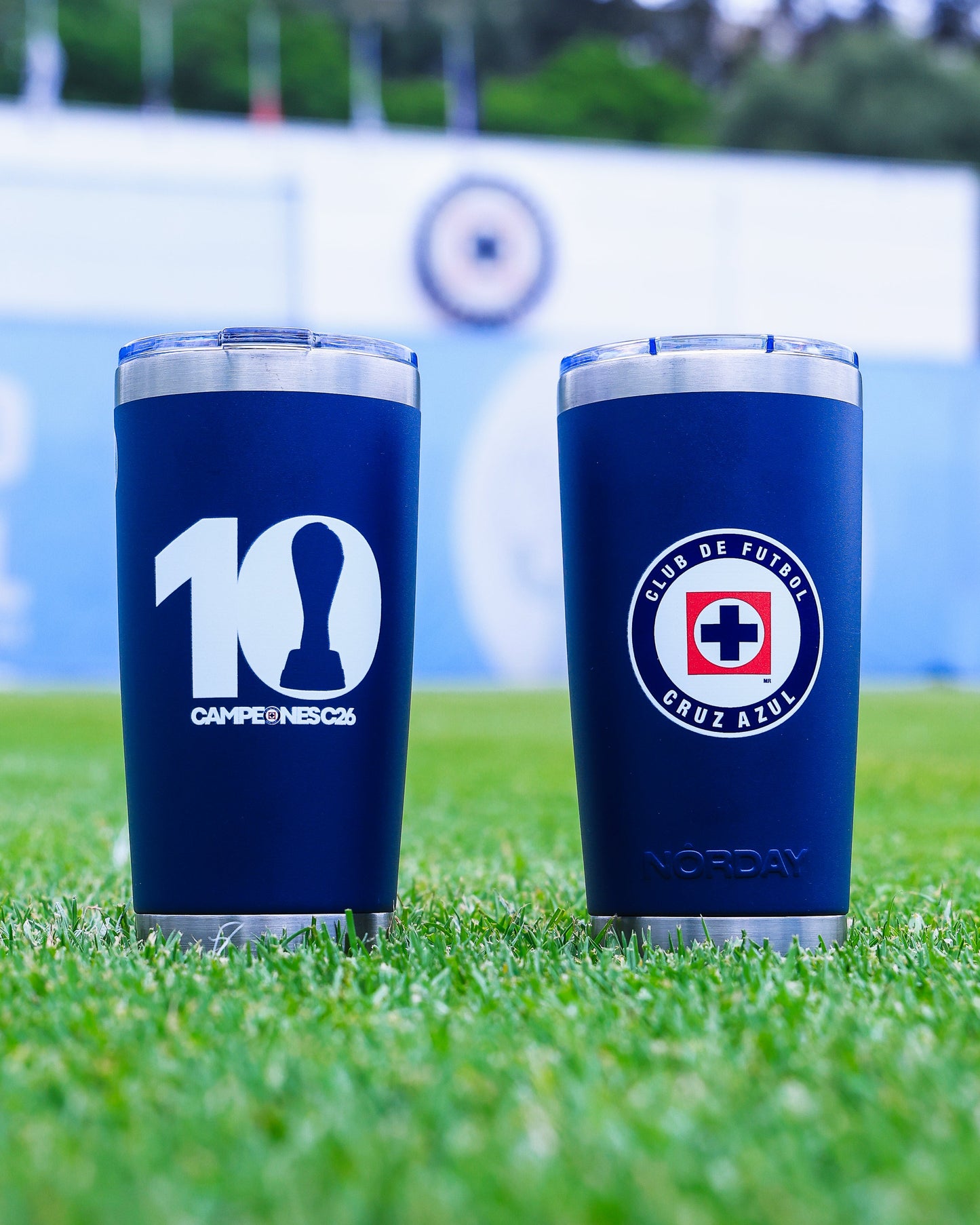 TERMO AZUL CAMPEONES 20 oz.