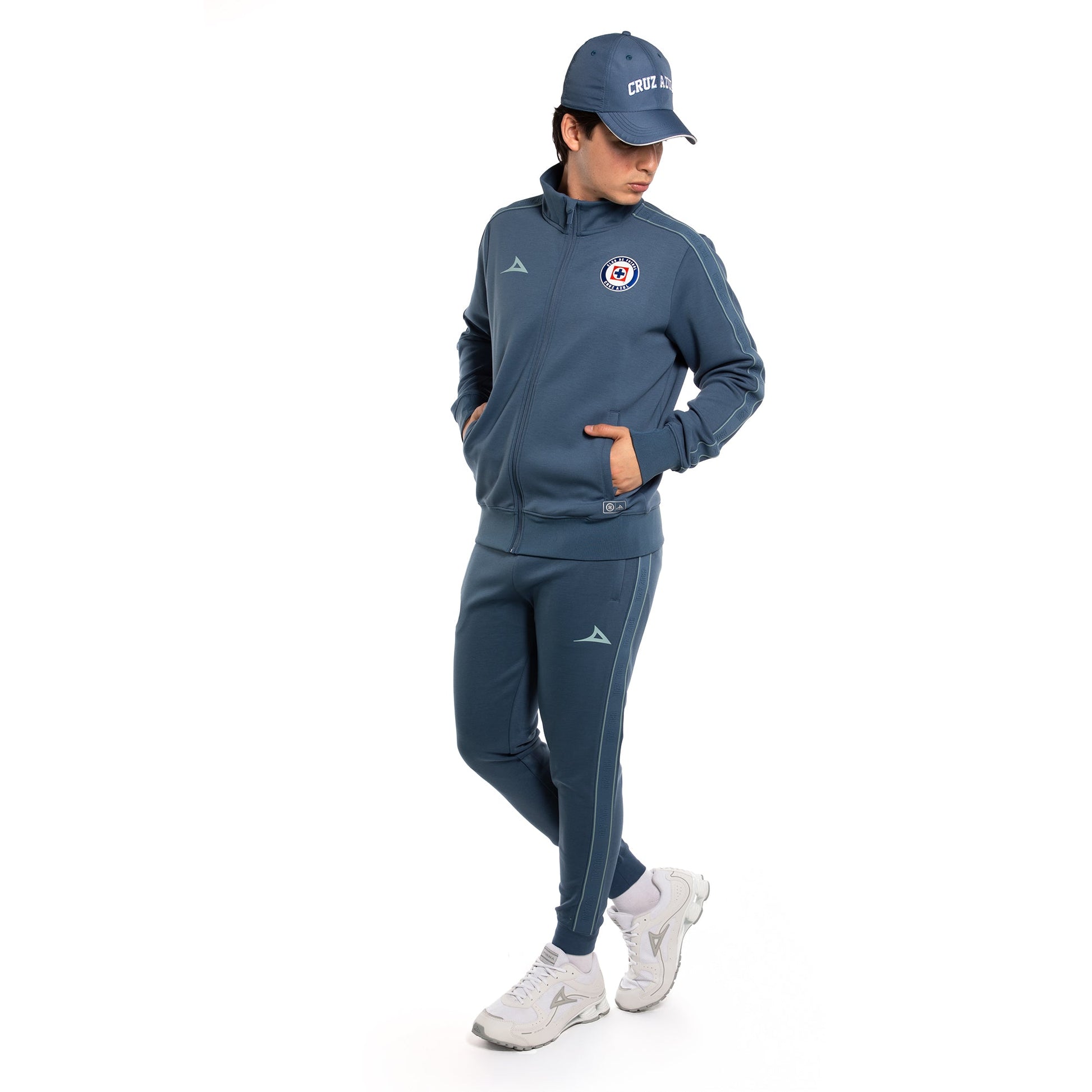 CHAMARRA ENTRENO CAB S/GORRO